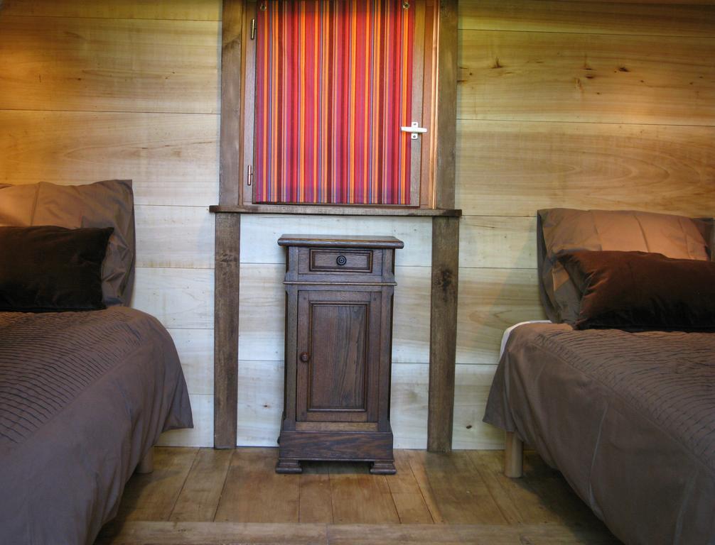 Les Cabanes Du Tertre Urval Zimmer foto