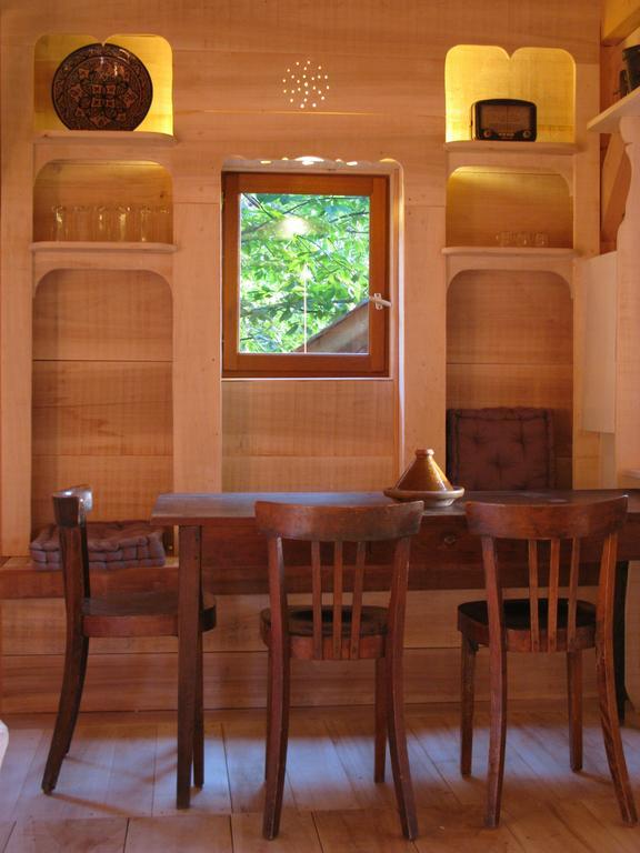 Les Cabanes Du Tertre Urval Zimmer foto
