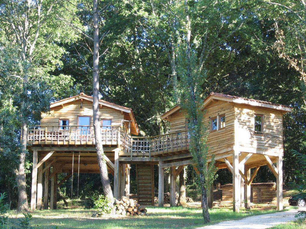 Les Cabanes Du Tertre Urval Exterior foto